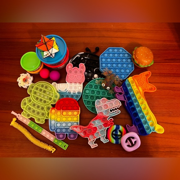 Giant Fidget Lot - Picture 1 of 7